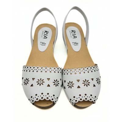 a a A A Sandale Ria 33211 Velvet blanco perforat CHAT NOU BRODERIE